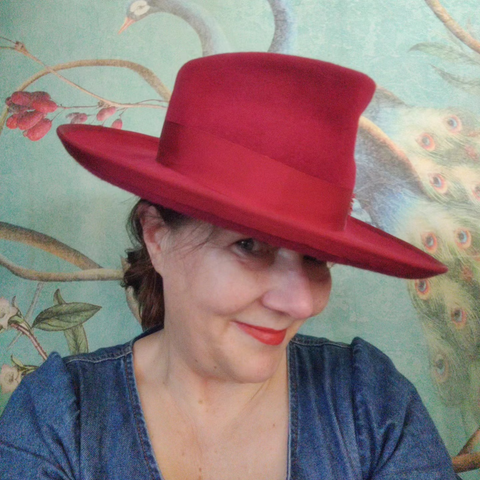 Online & Live | MINI SESSION - A Fedora Reimagined - for all levels