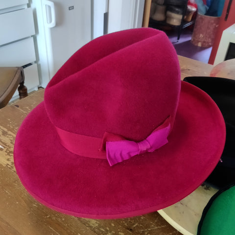 Online & Live | MINI SESSION - A Fedora Reimagined - for all levels
