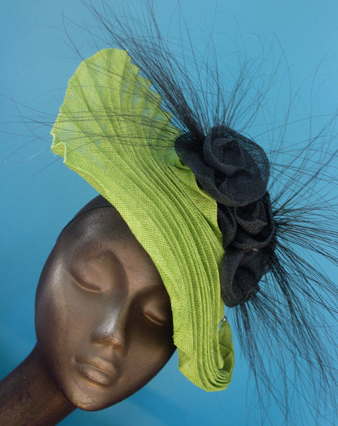 Lina Stein Online and live sculpted sinamay origami