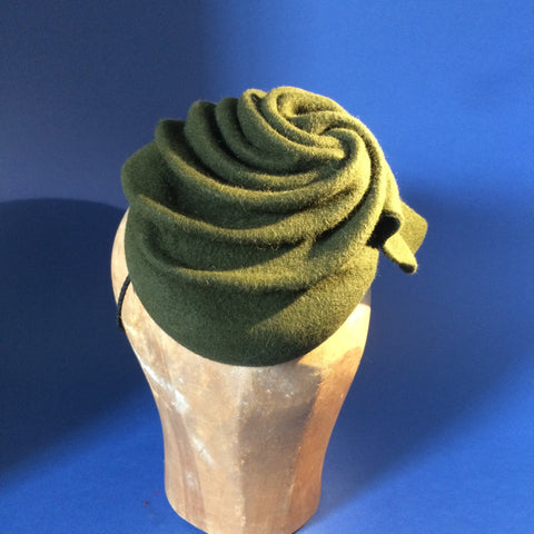 Lina Stein millinery workshops Swirled felt percher